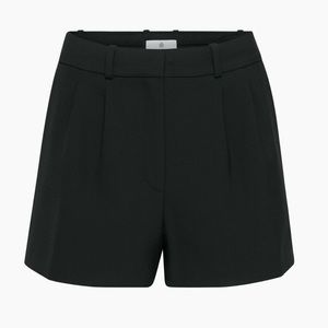Babaton Pleated Short
